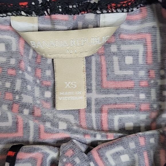 Banana Republic Red/Black Geo Print Tank - Picture 2 of 4
